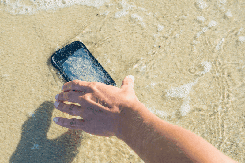 What to do if your smartphone gets wet